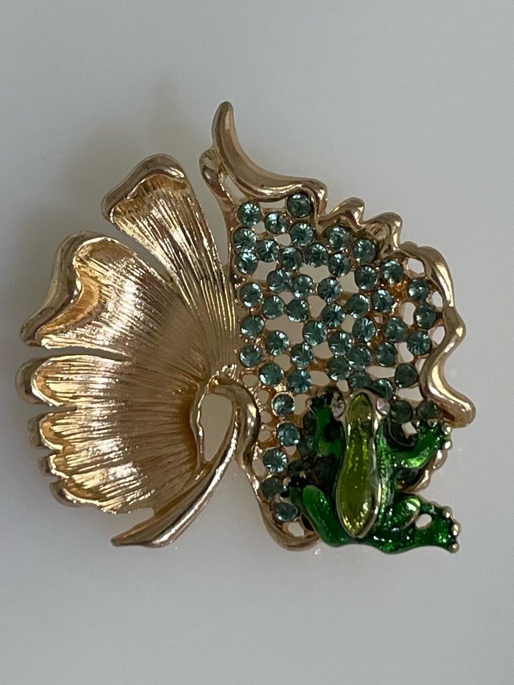 Vintage Napier Gold Tone Brooch Enamel Frog Grandma Costume Whimsical Cottage